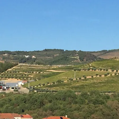 Alojamento de Acomodação e Pequeno-almoço Quinta Da Vinha Morta 3*